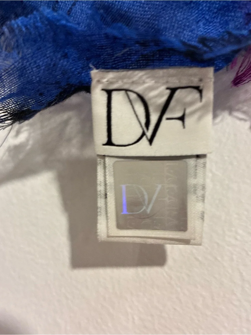 NWT Diane von Furstenberg DVF Blue Magenta Snakeskin Print Scarf Wrap 80x40